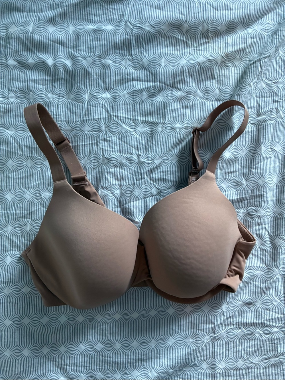 SKIMS Smooth Molded Bra - Taupe